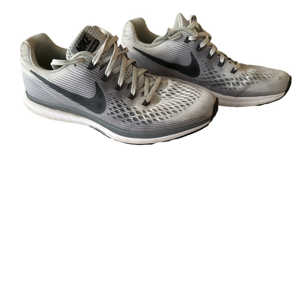 Nike Zoom Pegasus 34. Women’s size 10.